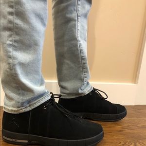 JORDAN Team Elite 2 Low “Black/Silver” Men’s Shoe